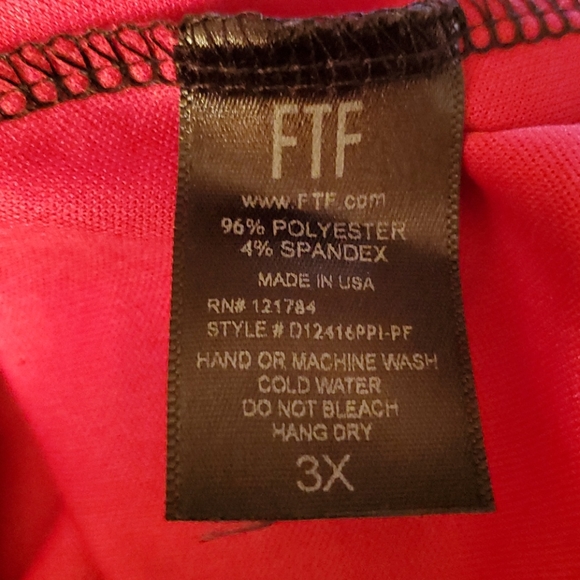 Fashion to figure deep burgundy evening dress - Picture 8 of 9